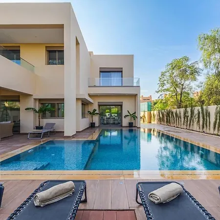 Villa De Luxe Avec Piscine Chauffee Et Vue Sur Le Golf - Marrakech Prestigia